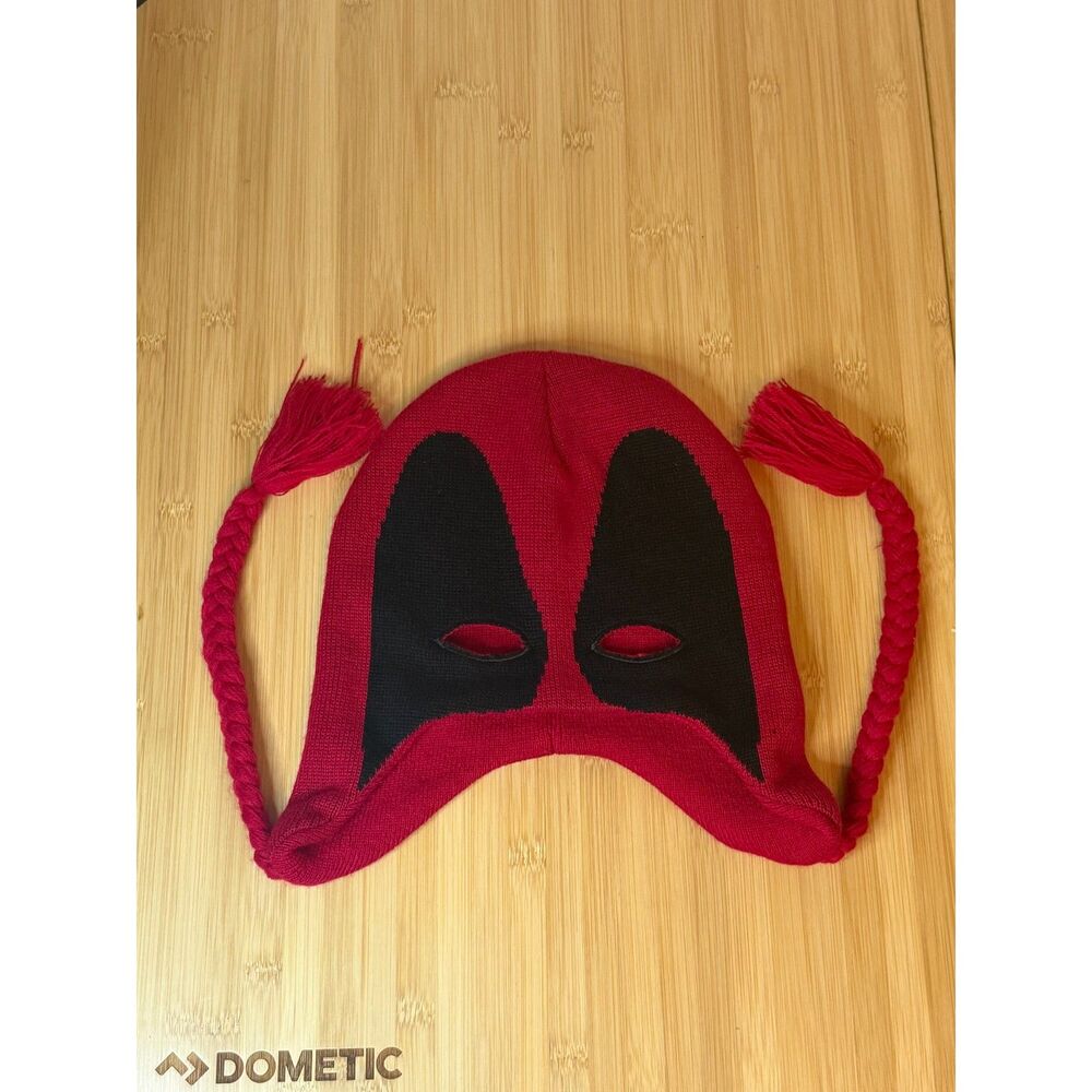 Marvel Comics Deadpool Mask Laplander Beanie Knit Earflap Hat Ski Mask Bioworld